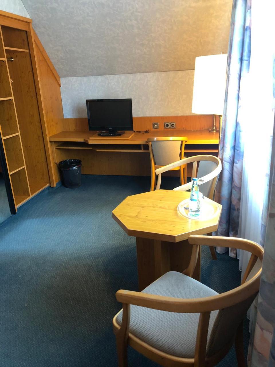 Hotel Restaurant New Neuenhof 부퍼탈 외부 사진